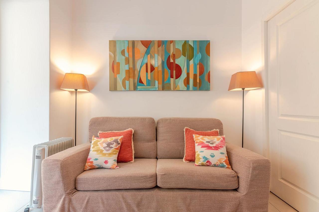 ליסבון Alm- Spacious. Sunny. Patio. Quiet Area. Fast Wifi מראה חיצוני תמונה
