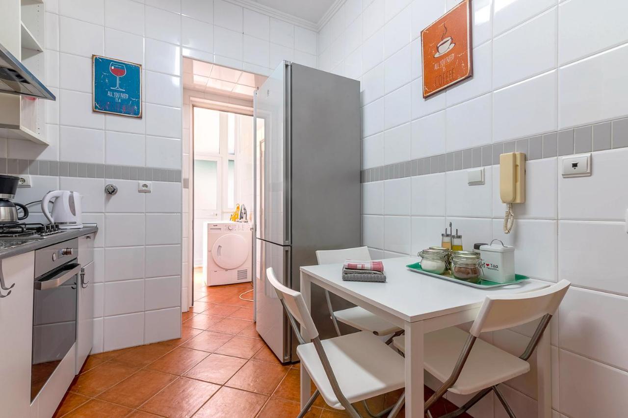 ליסבון Alm- Spacious. Sunny. Patio. Quiet Area. Fast Wifi מראה חיצוני תמונה